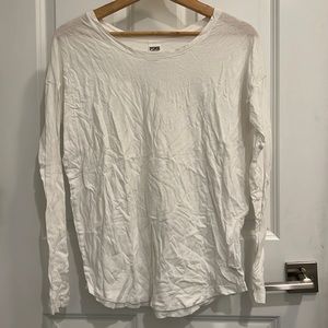 VS PINK LIGHTWEIGHT WHITE LONG SLEEVE SCOOP NECK SLEEP TEE